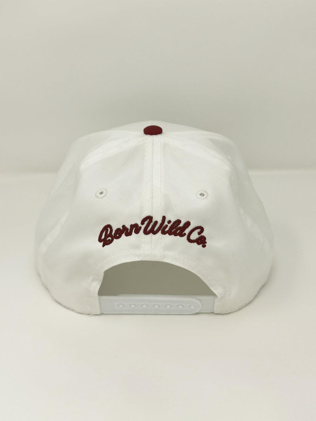 "BORN WILD" SNAPBACK - WHITE/MAROON